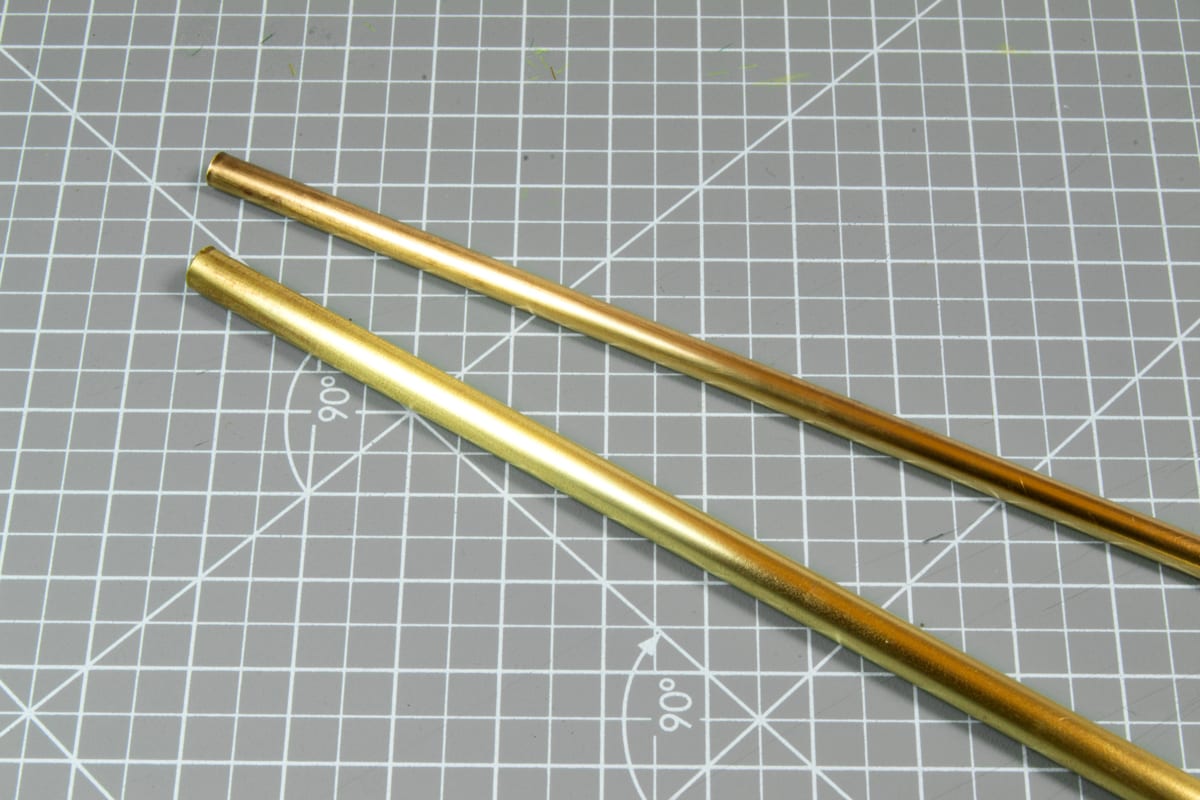 AK Interactive - Building Materials - Brass Pipes 0.6mm (5)