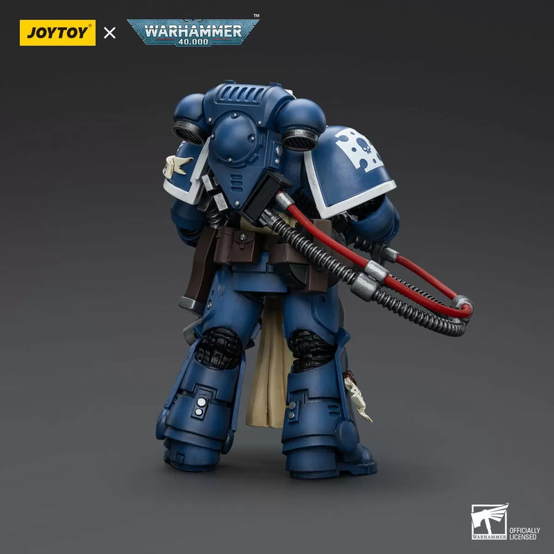 Warhammer Collectibles: 1/18 Scale Ultramarines Sternguard Veteran with Heavy Bolter-2