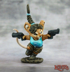 Reaper: Dark Heaven Legends: Lara Kraft, Mousling Adventuress (metal)-2